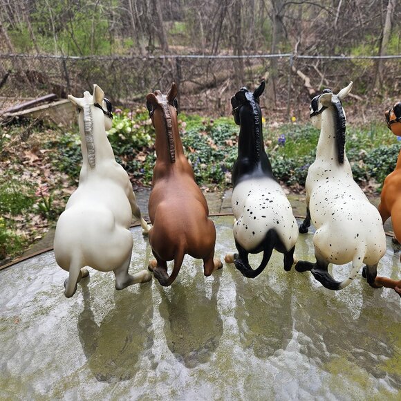 Black Horse Ranch Breyer Balking Mules RARE special run - Picture 11 of 12